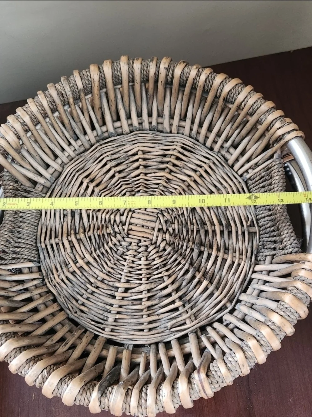 Large Round Rattan Wicker Table Basket with Metal Handles 15
